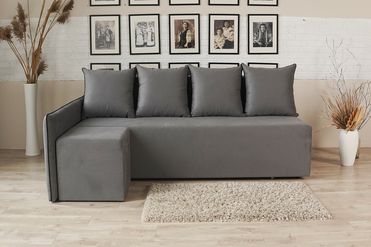 Стіл обідній